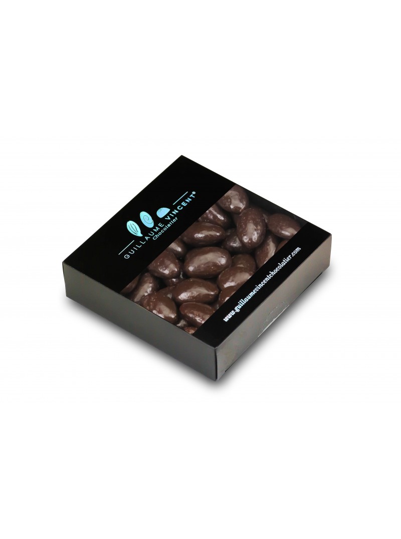 Amandes de Provence enrobées d'une fine couche de nougatine et de chocolat noir