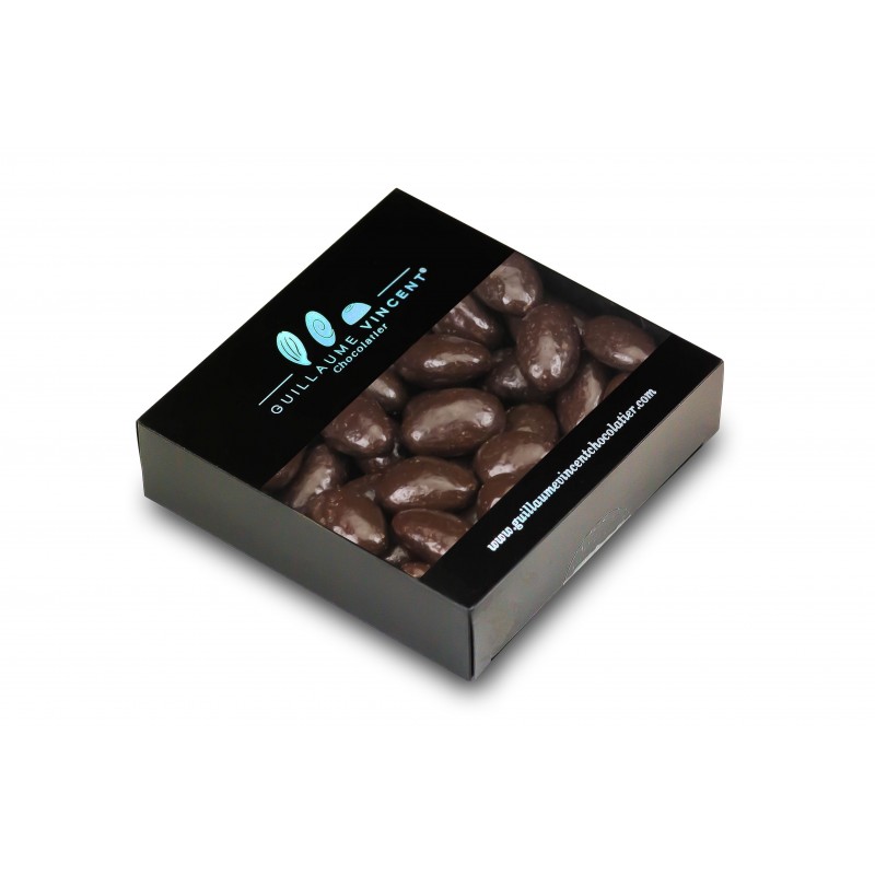 Amandes de Provence enrobées d'une fine couche de nougatine et de chocolat noir