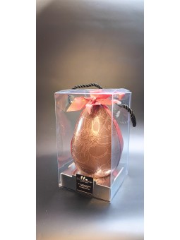Oeuf décoré en chocolat au...